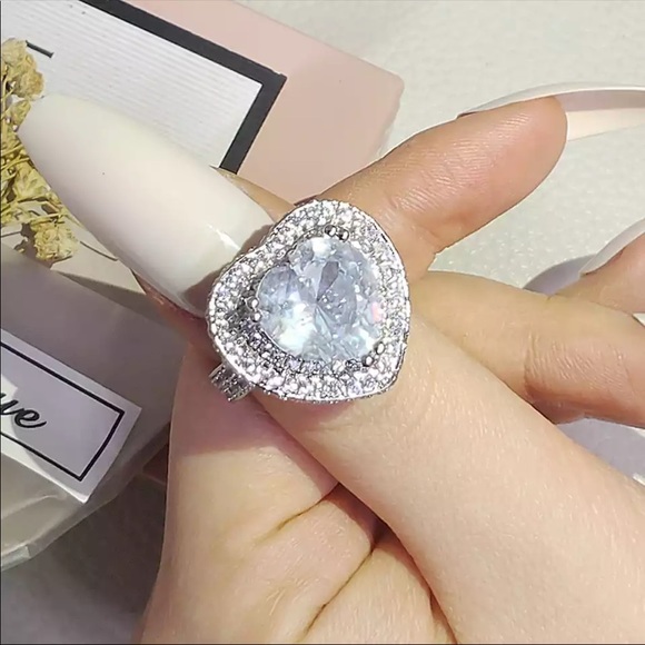 New Luxury Big Heart 925 Silver Diamond Engagement Ring - Picture 3 of 6